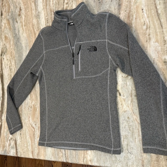 Men’s NORTH FACE Gordon’s Lyons 1/4 zip heathered grey pullover- Size Small - Picture 4 of 11